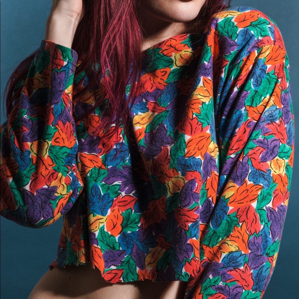 Bev. Hills Blues Long Sleeve Cut Crop Top